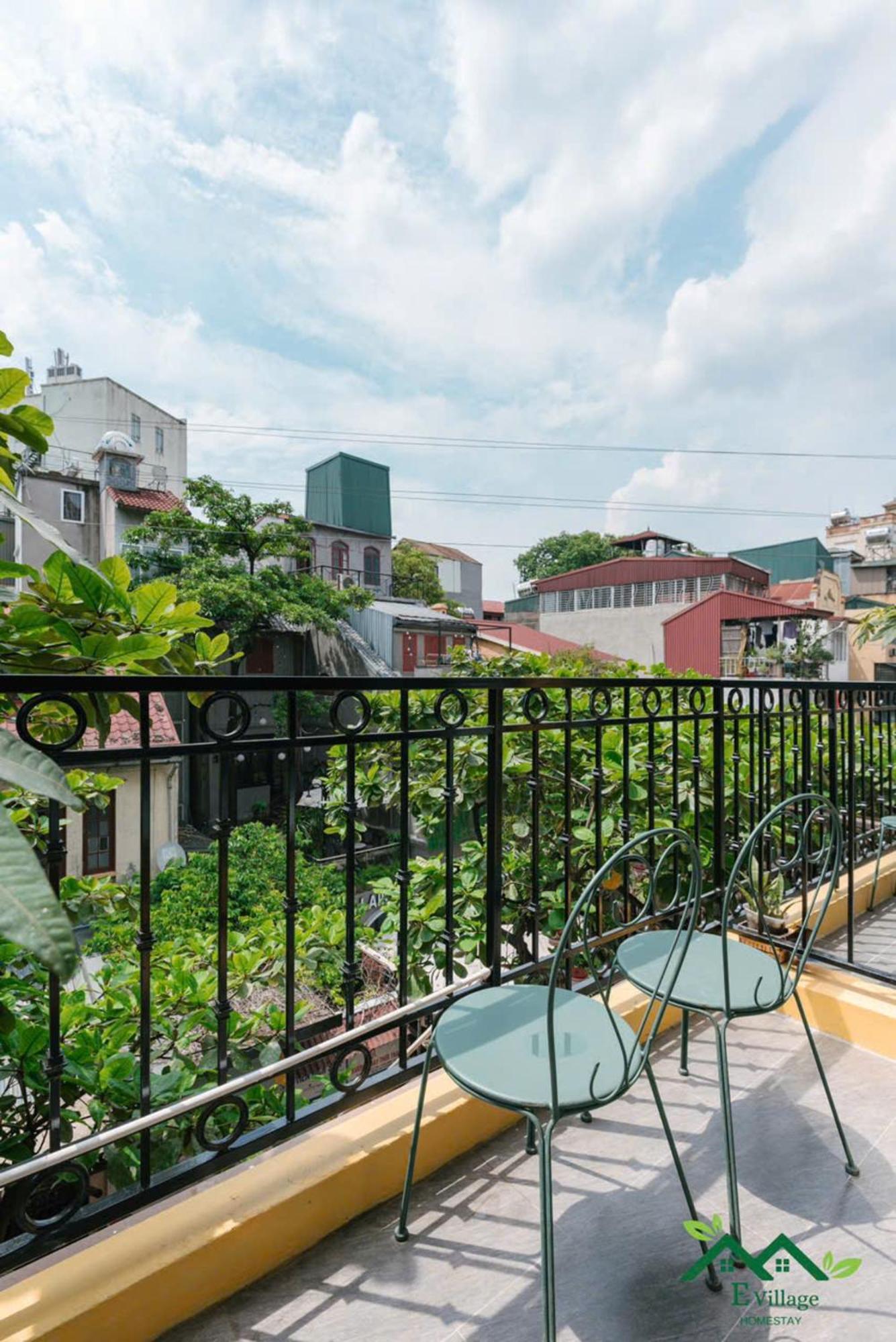 E Village Hotel Hanoi Exterior photo